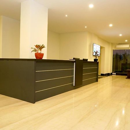 Hotel D Dev Vijayawāda Εξωτερικό φωτογραφία