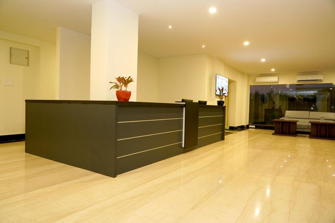 Hotel D Dev Vijayawāda Εξωτερικό φωτογραφία